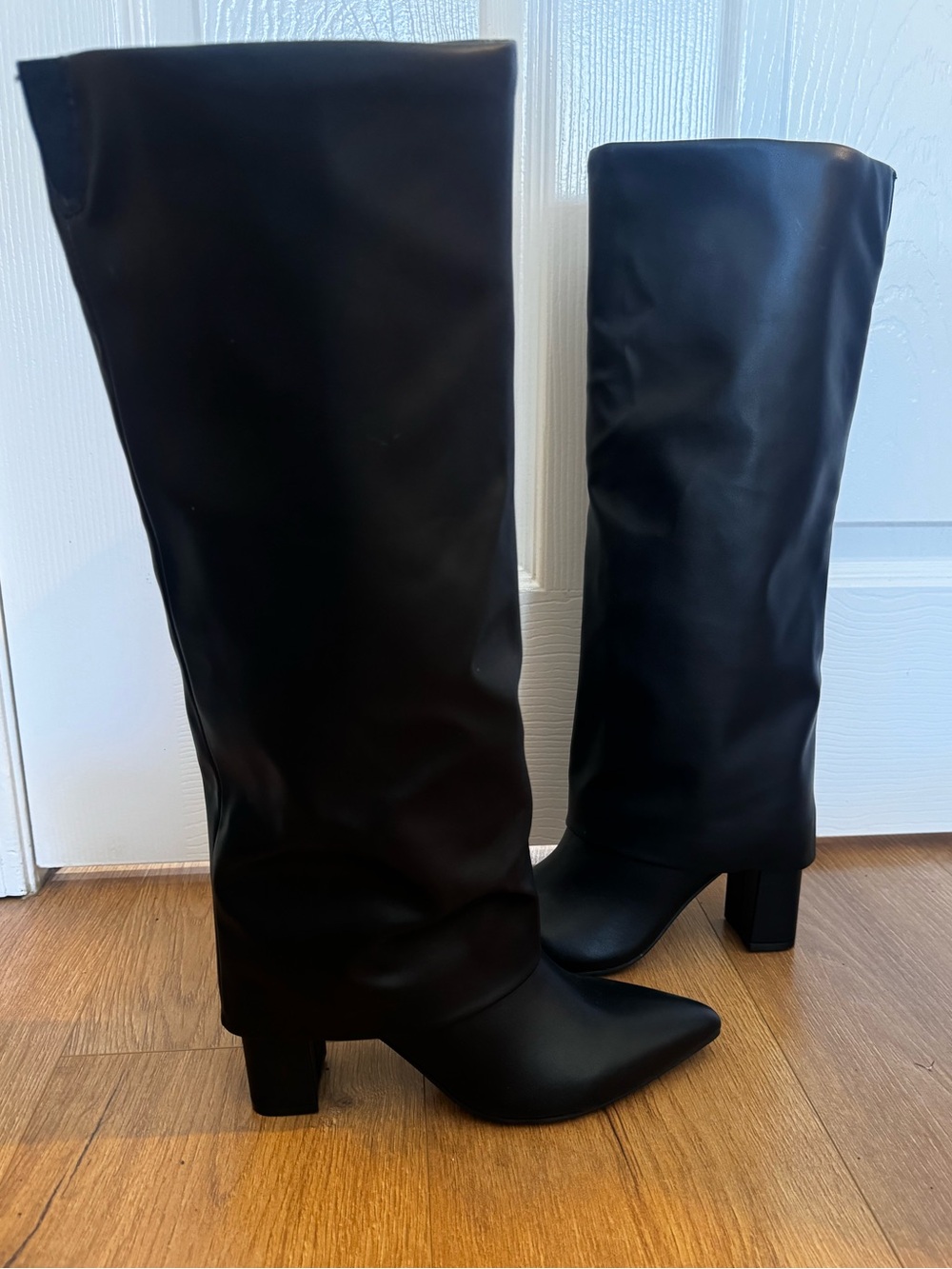 Mark Fisher Fadila Block Heel Pointy Toe Dress Boots fold over shaft